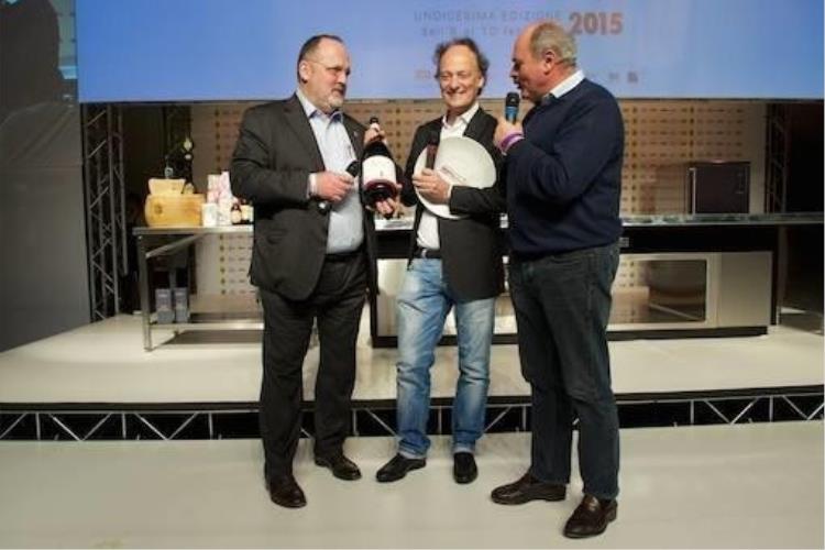 da sinistra: Paolo Marchi, Moreno Cedroni e Oscar Farinetti